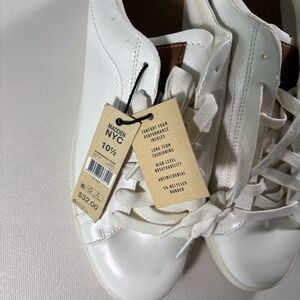 Madden NYC Court White Brown Low Top Sneakers Women's Size 10.5 Lace Up Shoes
